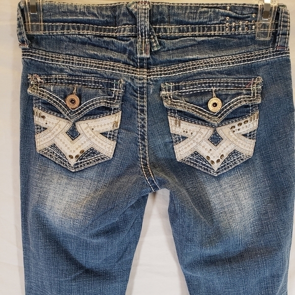 NYC Hydraulic Medium Washed Denim Capris Sz 2 - Picture 3 of 6